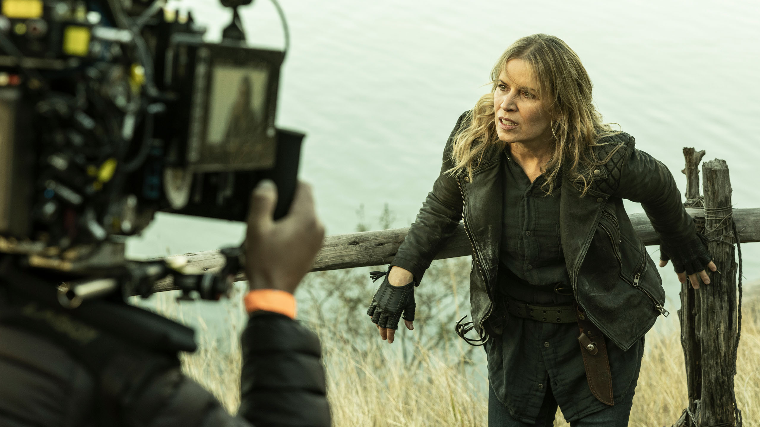 Inside Fear the Walking Dead Season 7 (Part 2), The cast and show creators take fans behind the scenes of the making of "Fear the Walking Dead," Season 7 Part 2.