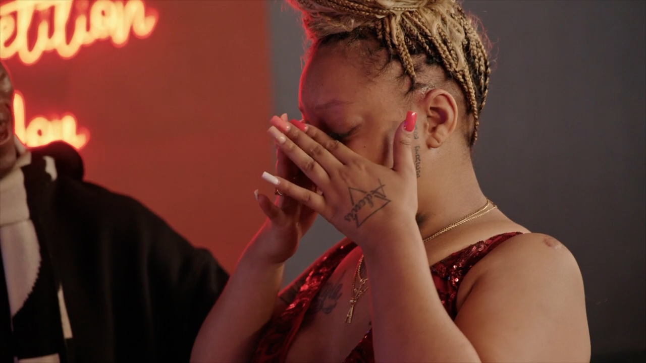 Gone with the Wig, The final 3 vocalists get make overs before the challenge., TV-MA, Season 2, Episode 7