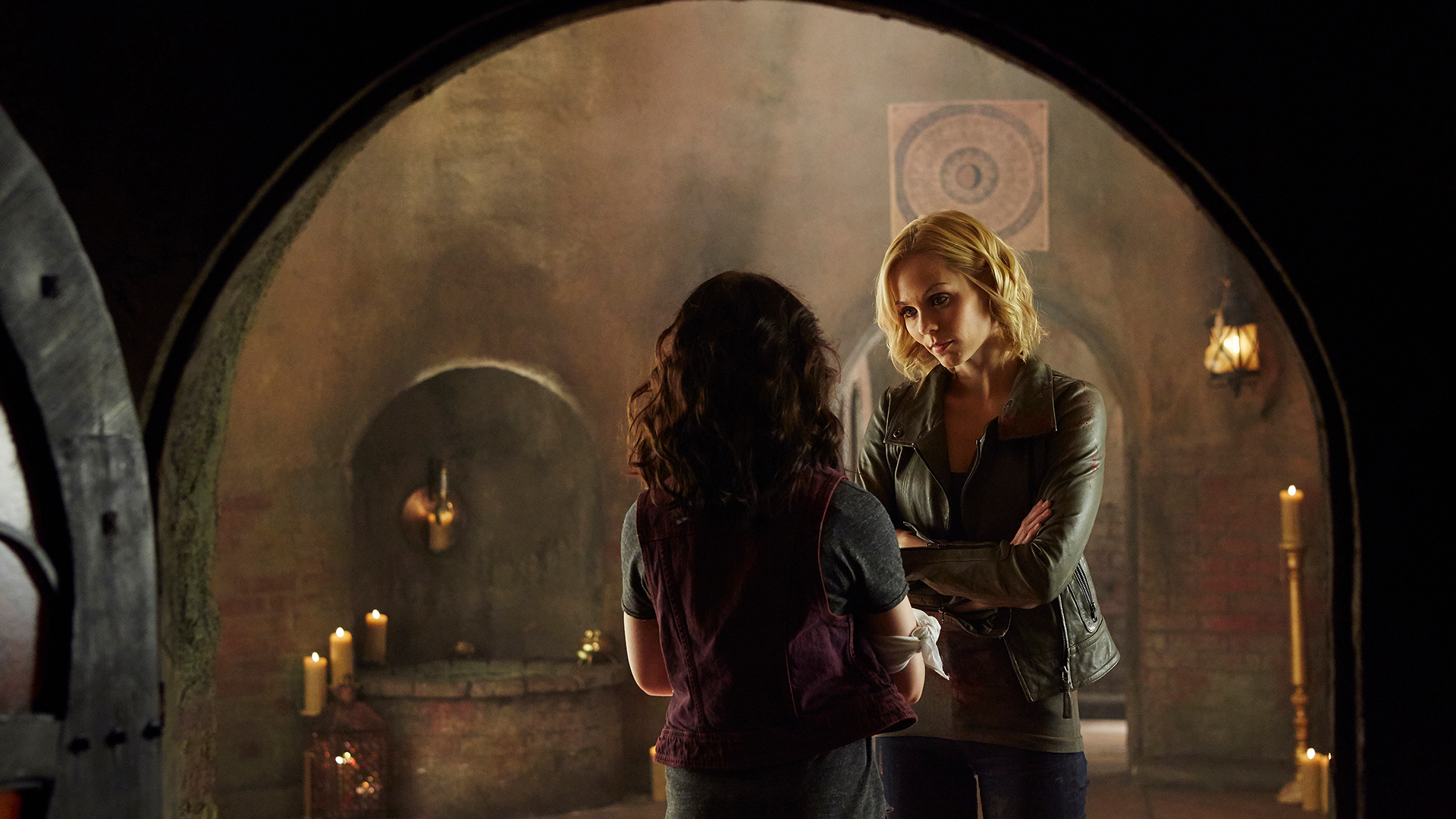 Fine Temporum, Elena and the Pack storm the Delphi building., TV-14, Season 2, Episode 10