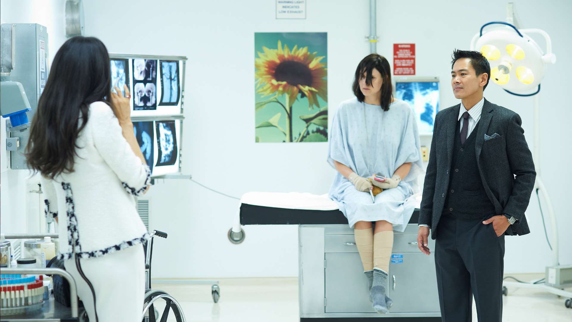 The Order of the Dragon, A second body is found. Roman decides to find the killer., TV-MA, Season 1, Episode 3
