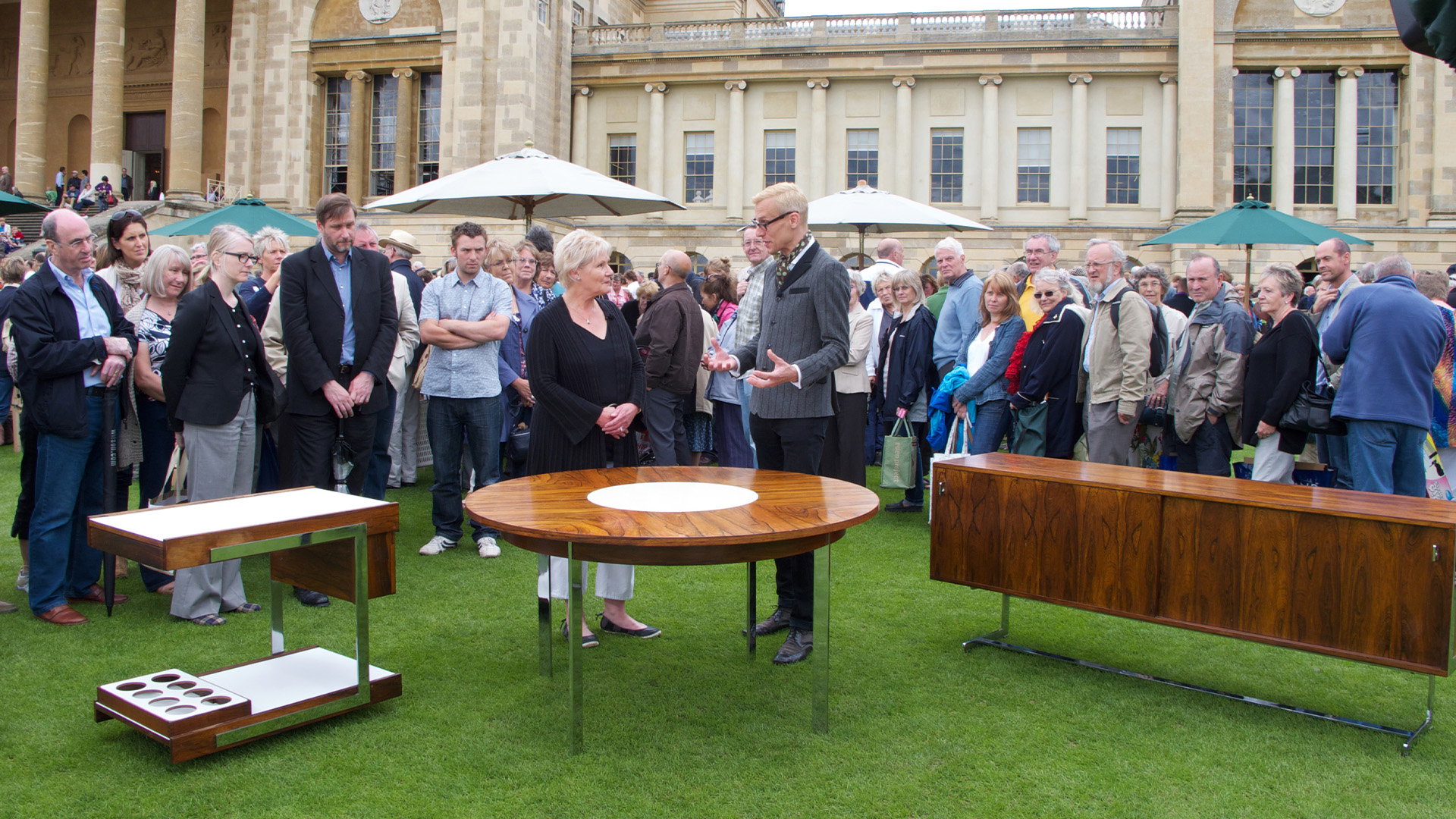 Stowe House 2, A second visit to Stowe School in Buckinghamshire., Season 35, Episode 23