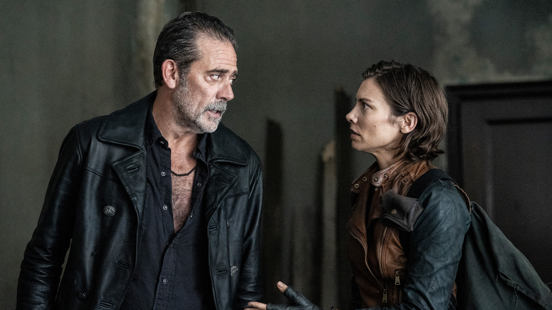 Who's There?, Maggie and Negan meet a nomadic tribe of New Yorkers., TV-MA, Season 1062858, Episode 2