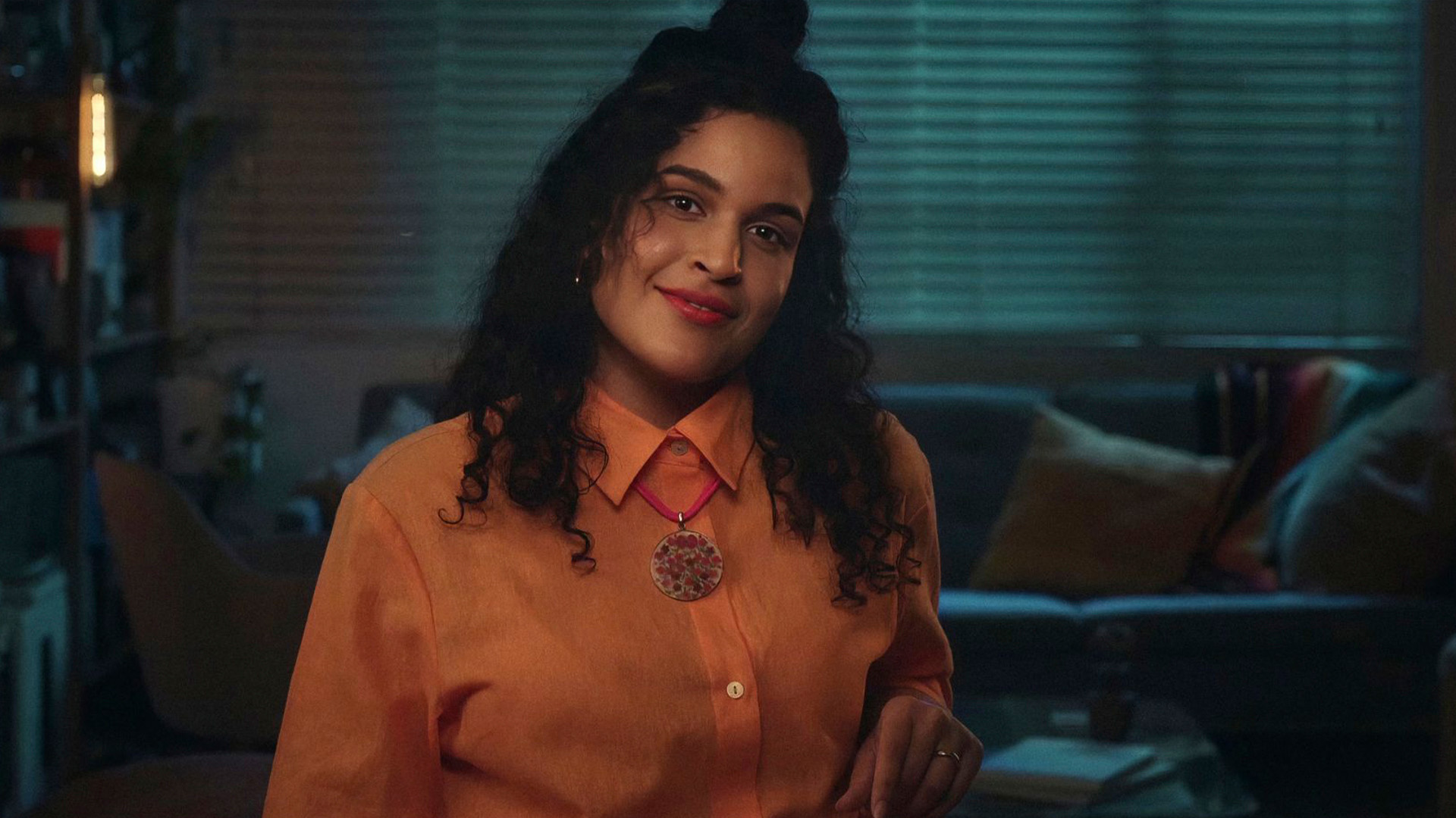 Border Hopper, Latinx filmmaker finds a game-like way through immigration., TV-MA, Season 1, Episode 2