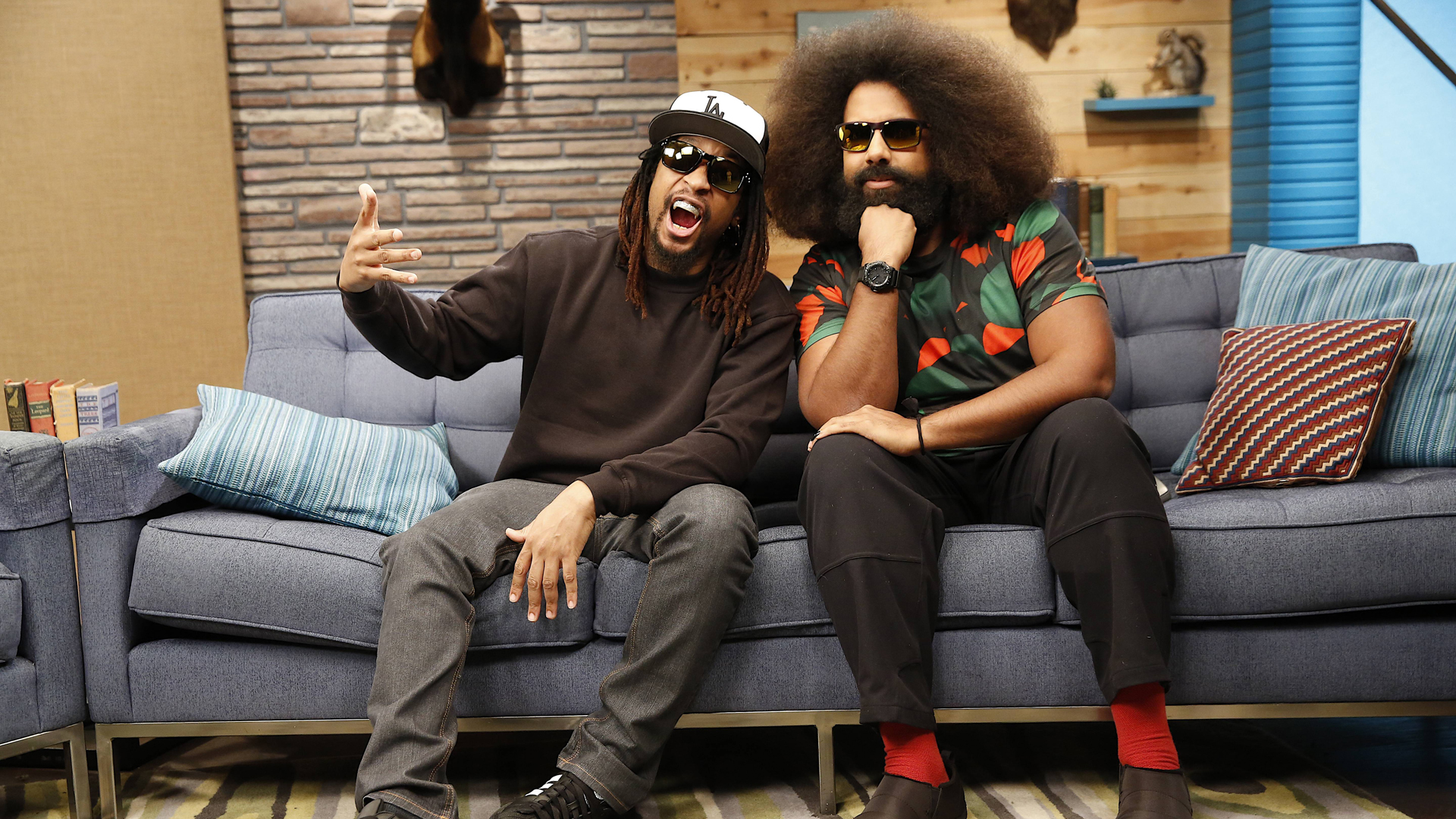 Lil Jon Wears a Baseball Cap and Sunglasses, Lil Jon guest stars CB!B!, TV-14, Season 4, Episode 14