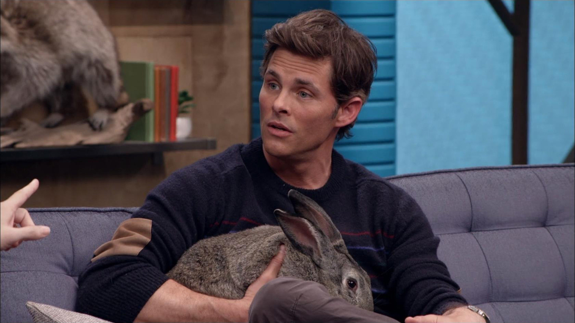 James Marsden Wears Gray Pants and Black High-Top Sneakers, James Marsden guest stars on CB!B!, TV-14, Season 4, Episode 22