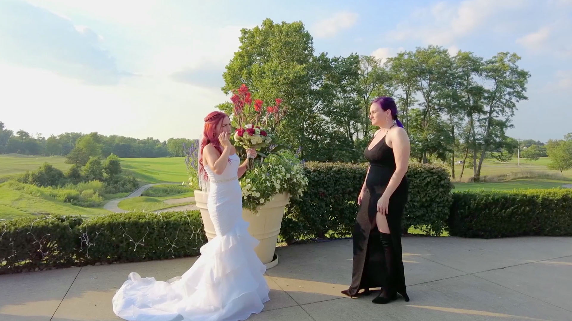 Watch Kelly Surprises Sara at Her Wedding | Life After Lockup Video Extras