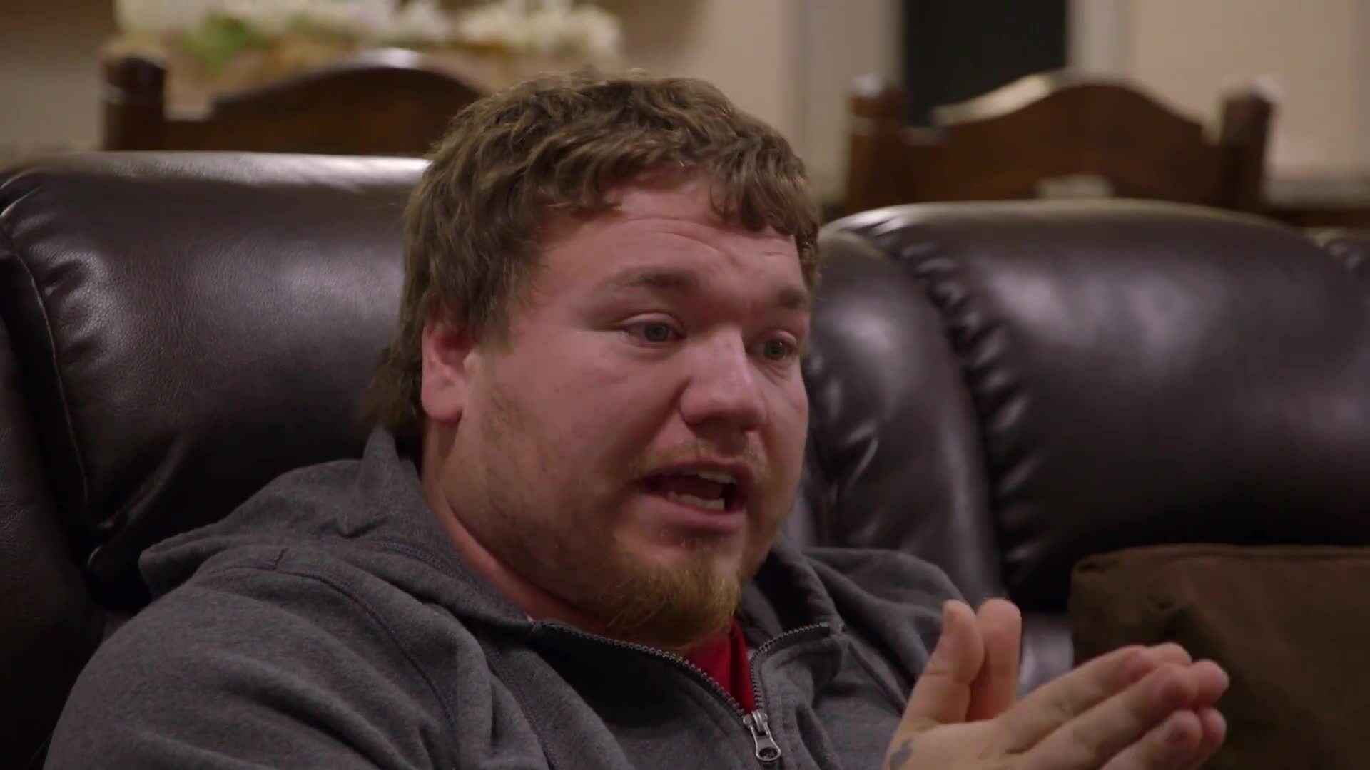 Watch Can Pumpkin & Josh's Marriage Survive June? | Mama June: From Not to Hot Video Extras