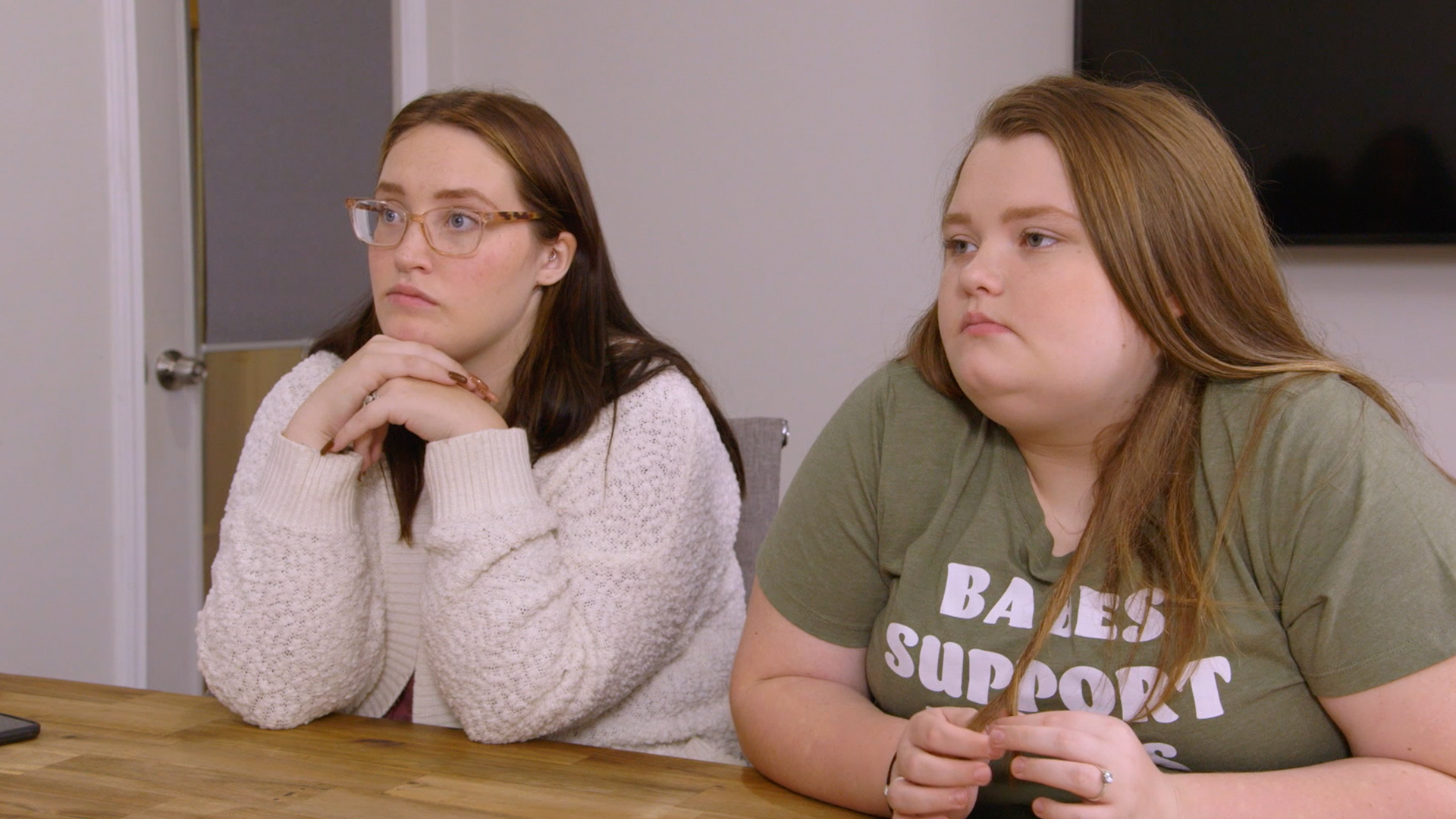 Watch Sneak Peek: The Fight For Alana Heats Up | Mama June: From Not to Hot Video Extras
