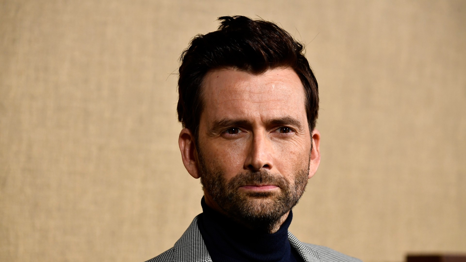 David Tennant Wins International Emmy Award for His Chilling Performance in 'Des'