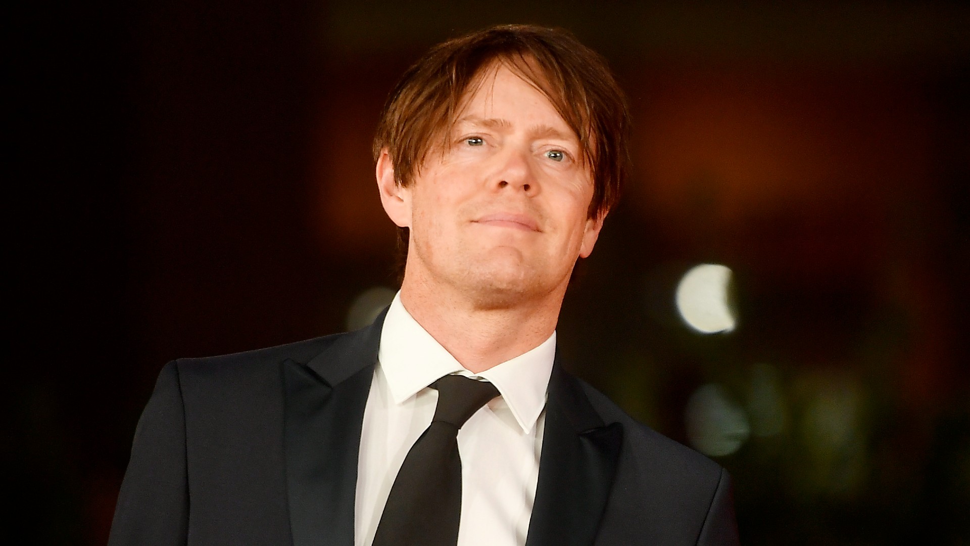 First Look: Kris Marshall Returns in 'Death in Paradise' Spin-Off Series