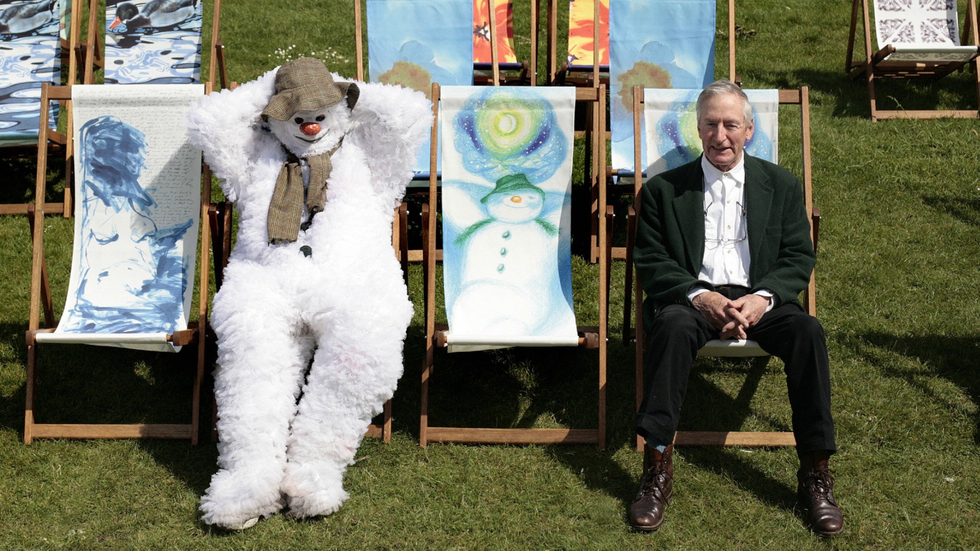 'The Snowman' Creator Raymond Briggs Has Died at Age 88