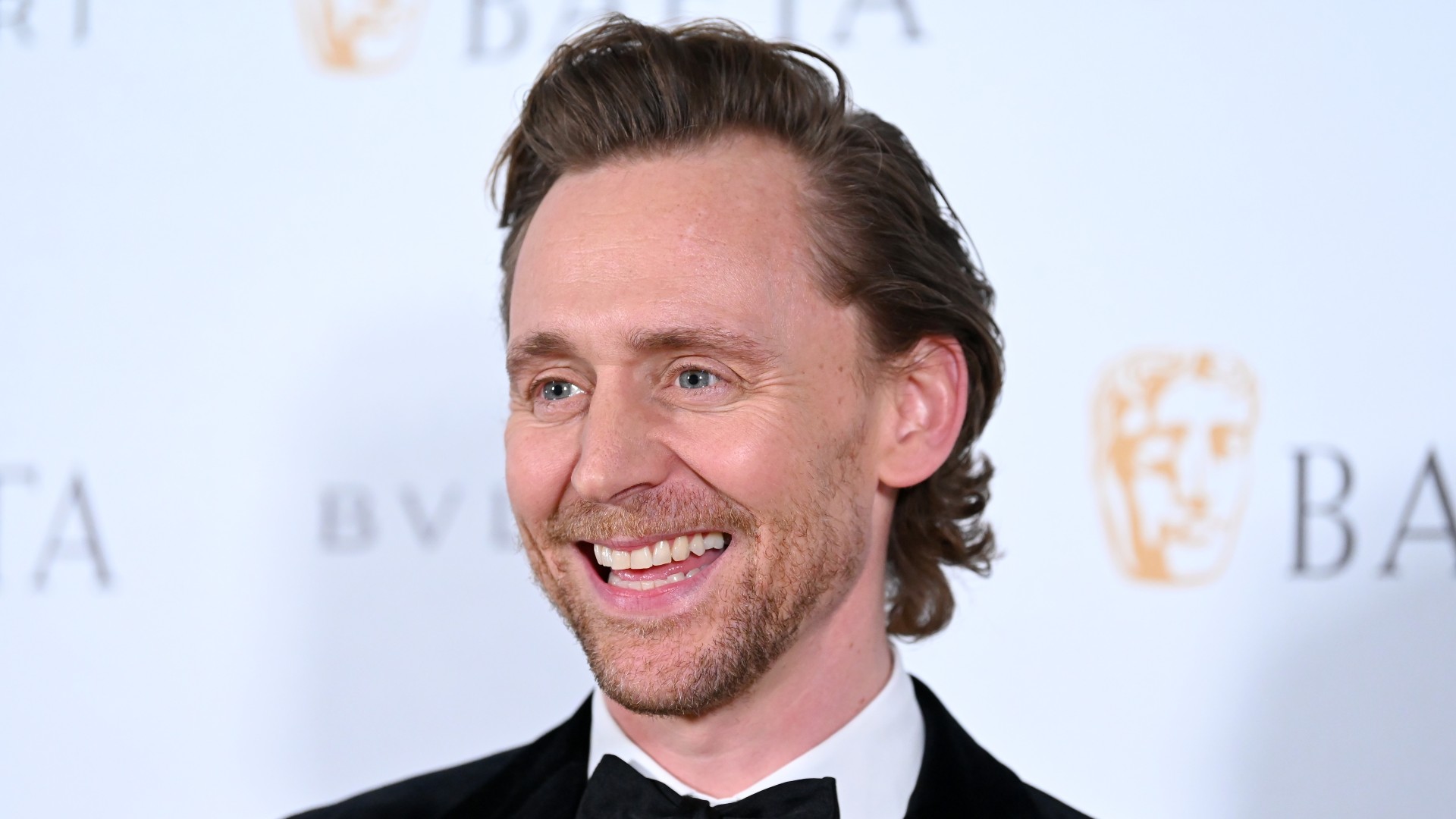 7 Times Tom Hiddleston Floored Us with His Charm and Sense of Humor