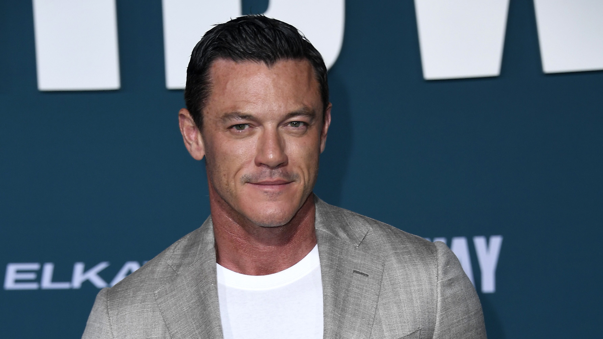 New Trailer: Luke Evans Stars in Action Thriller Series ‘Echo 3’ 