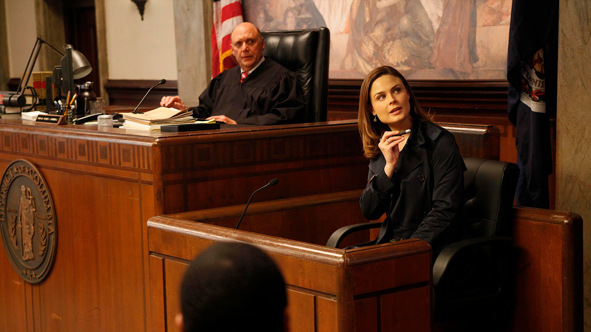 Bones Season 5 Episode 21 - The Boy with the Answer