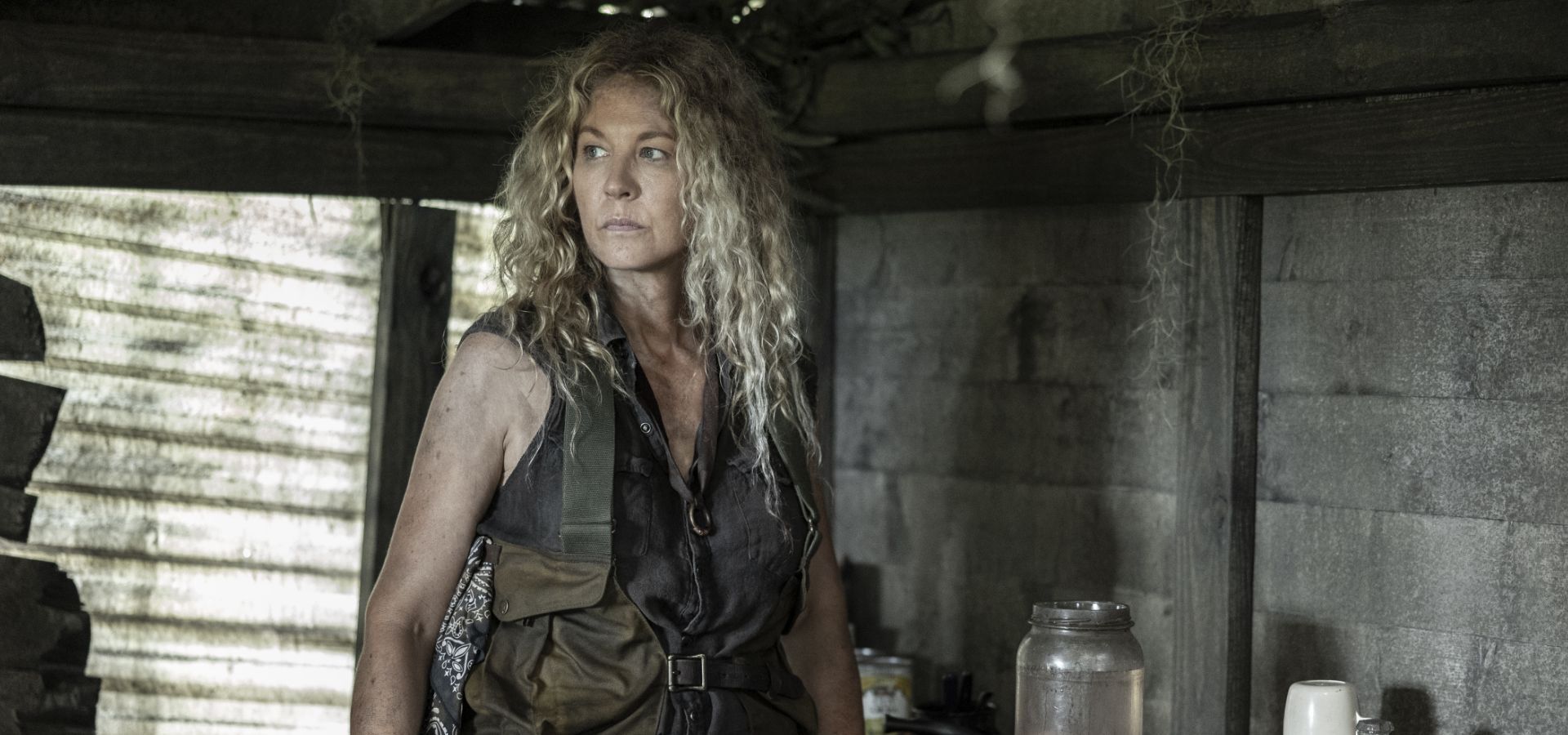 Fear the Walking Dead Q&A — Jenna Elfman on A Traumatized June Fighting Back Against PADRE