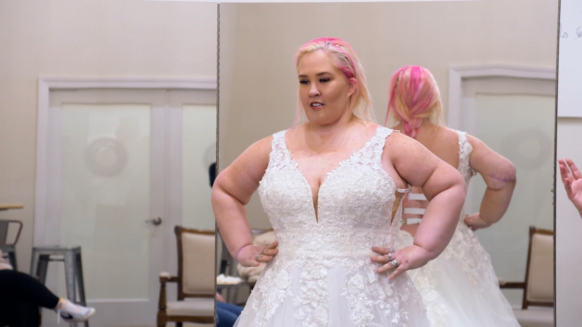 Watch "You Can't Talk to Me, I'm a Bridesmaid!" | Mama June: From Not to Hot Video Extras