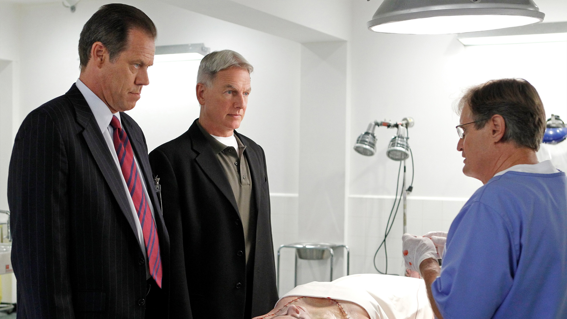 NCIS Season 9 Episode 7 - Devil's Triangle