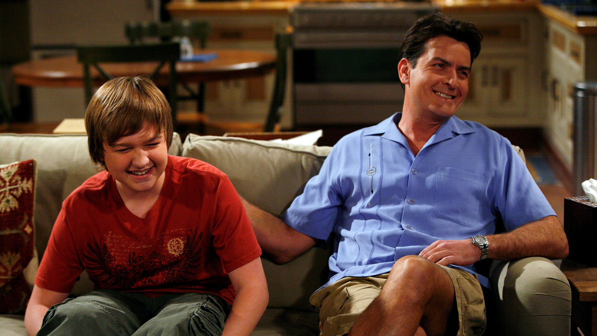 Two and a Half Men Season 6 Episode 12 - Thank God for Scoliosis