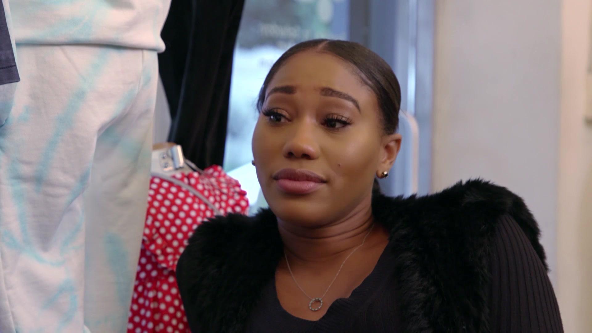 Watch Tee Tee Opens Up To Briana | Growing Up Hip Hop Video Extras