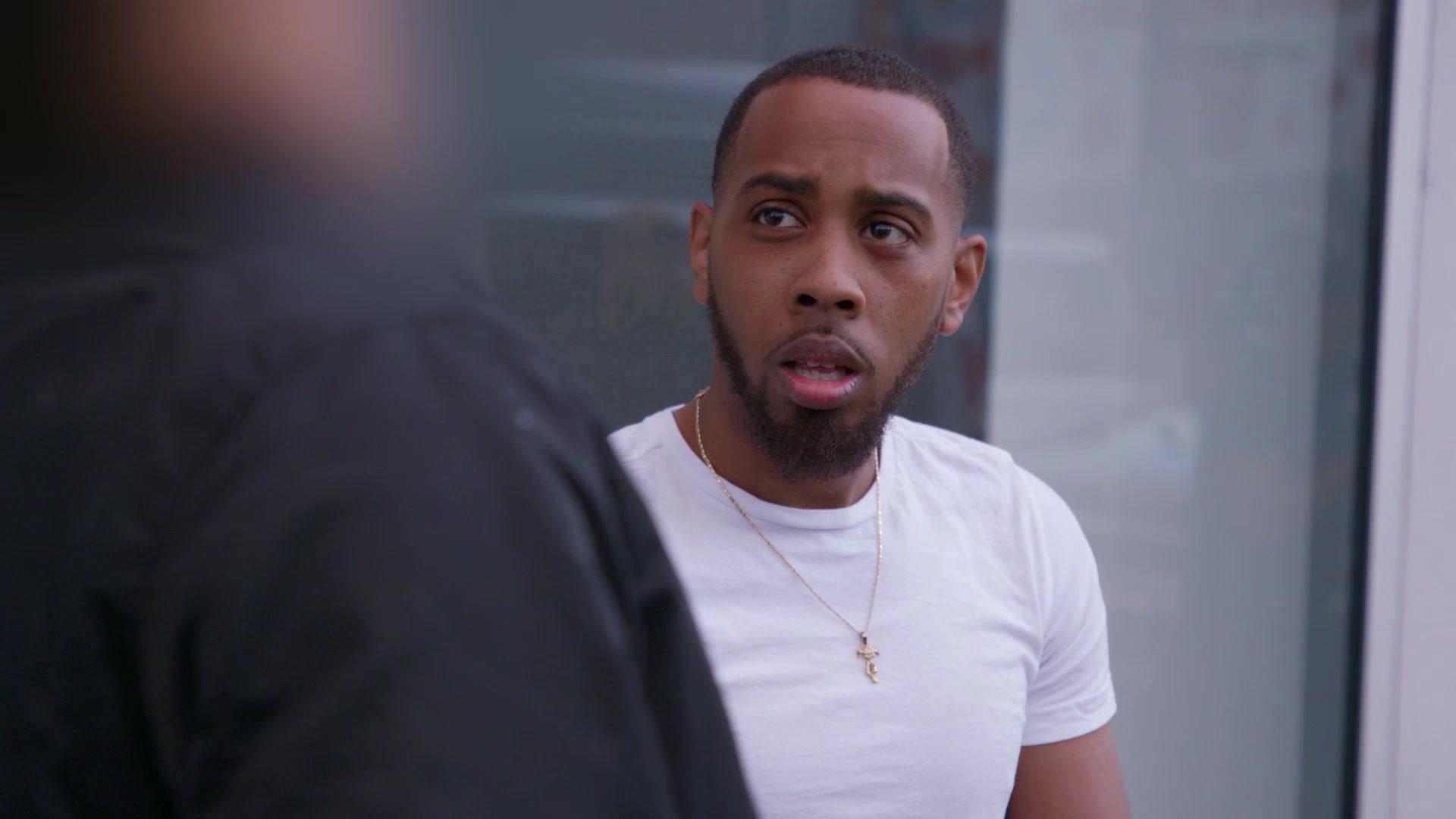 JoJo Confronts Angela's Stalker