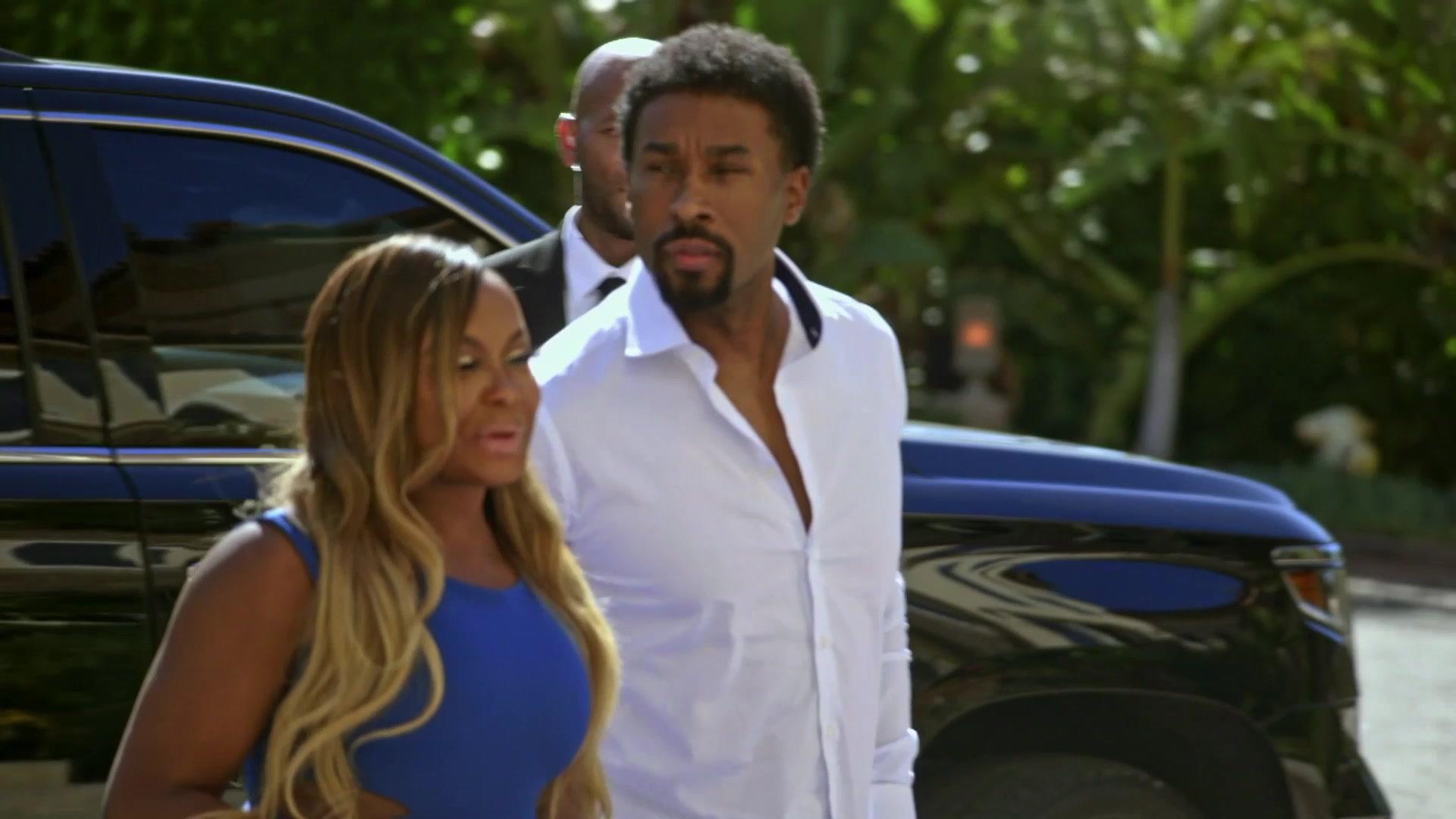 Watch Phaedra & Medina Have Arrived! | Marriage Boot Camp: Hip Hop Edition Video Extras