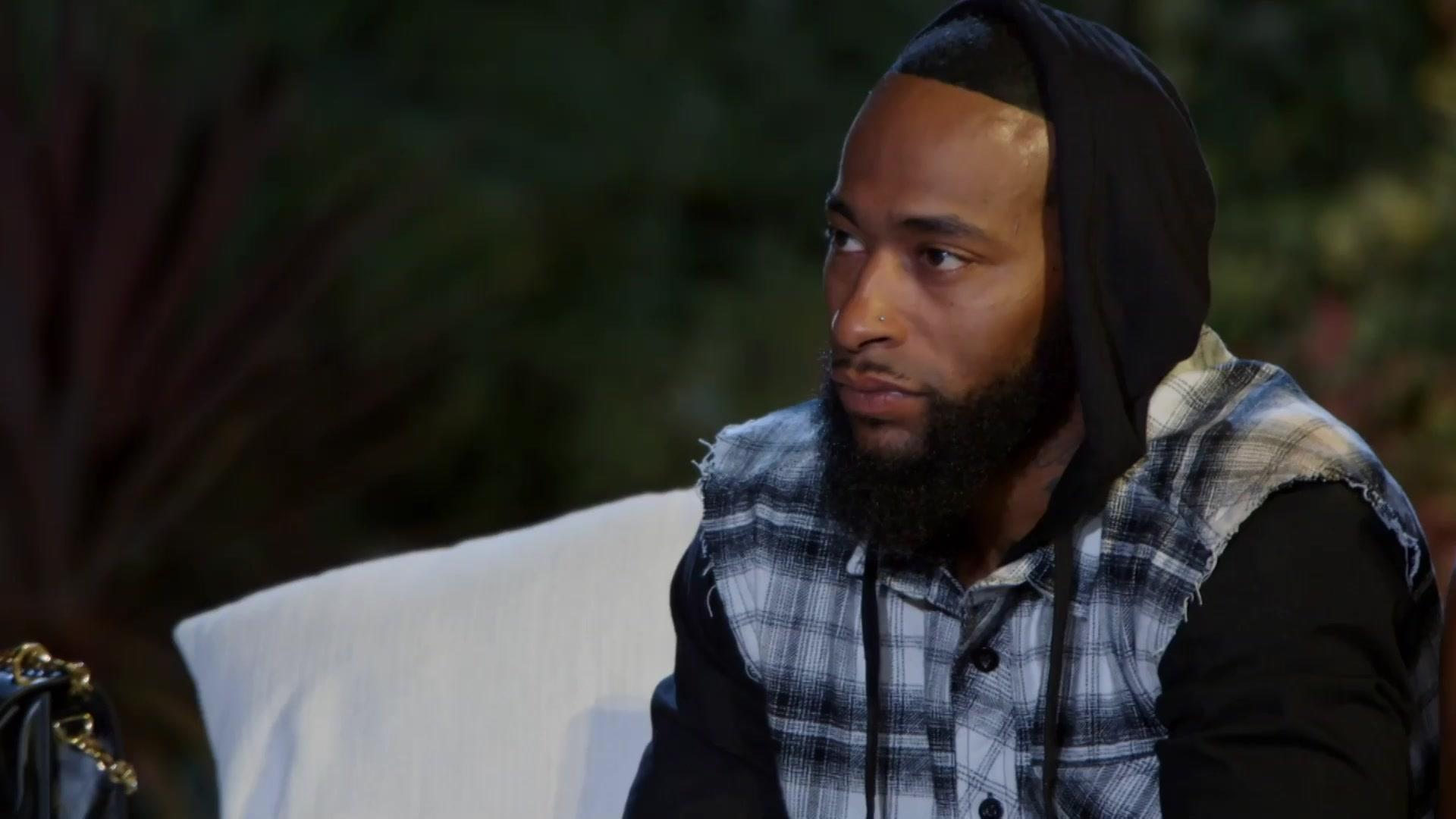 Watch Sneak Peek: Past Trauma Gets Exposed! | Marriage Boot Camp: Hip Hop Edition Video Extras