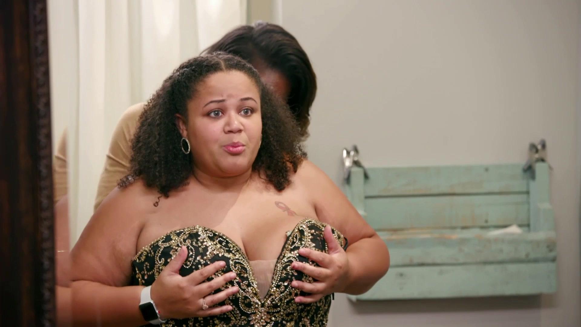 Watch Amber's Wedding Dress Has a 'HOLE' Lot of Issues! | Bridezillas Video Extras