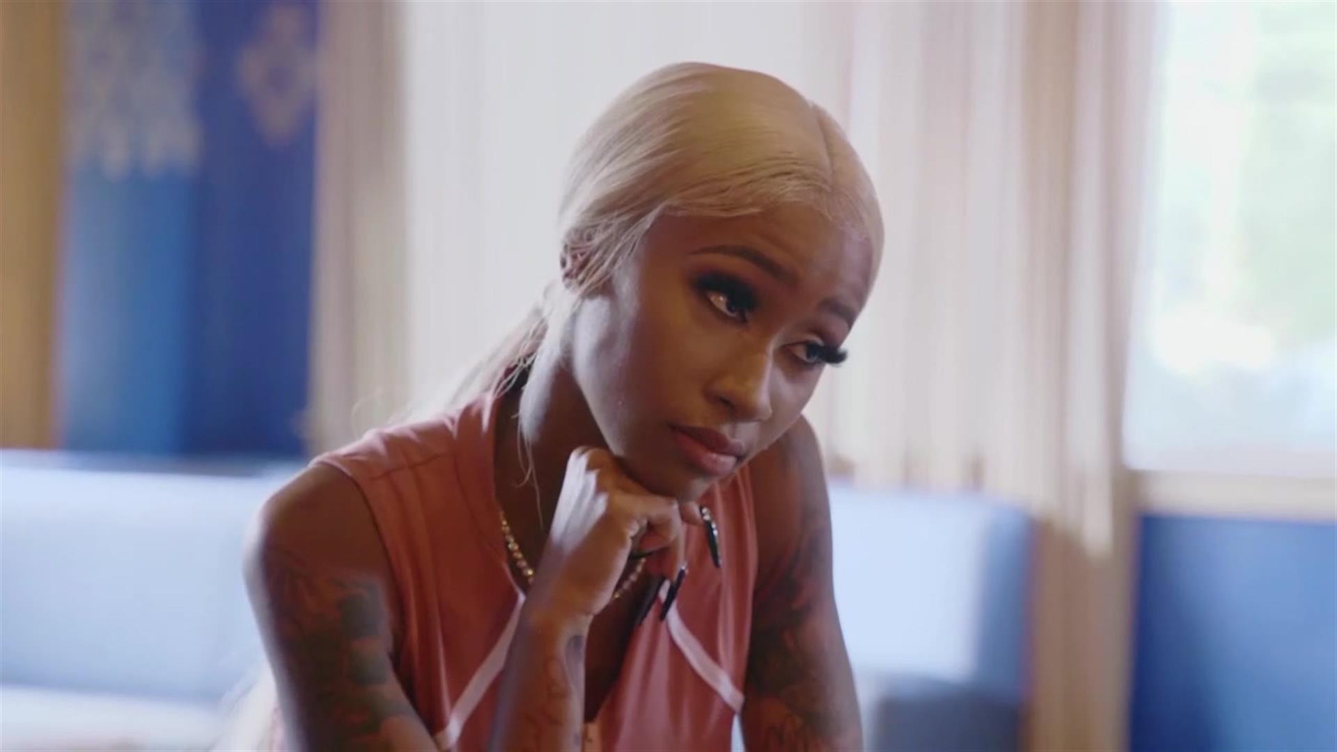 Watch Diamond Will NOT Mix Business With Pleasure! | Growing Up Hip Hop: Atlanta Video Extras