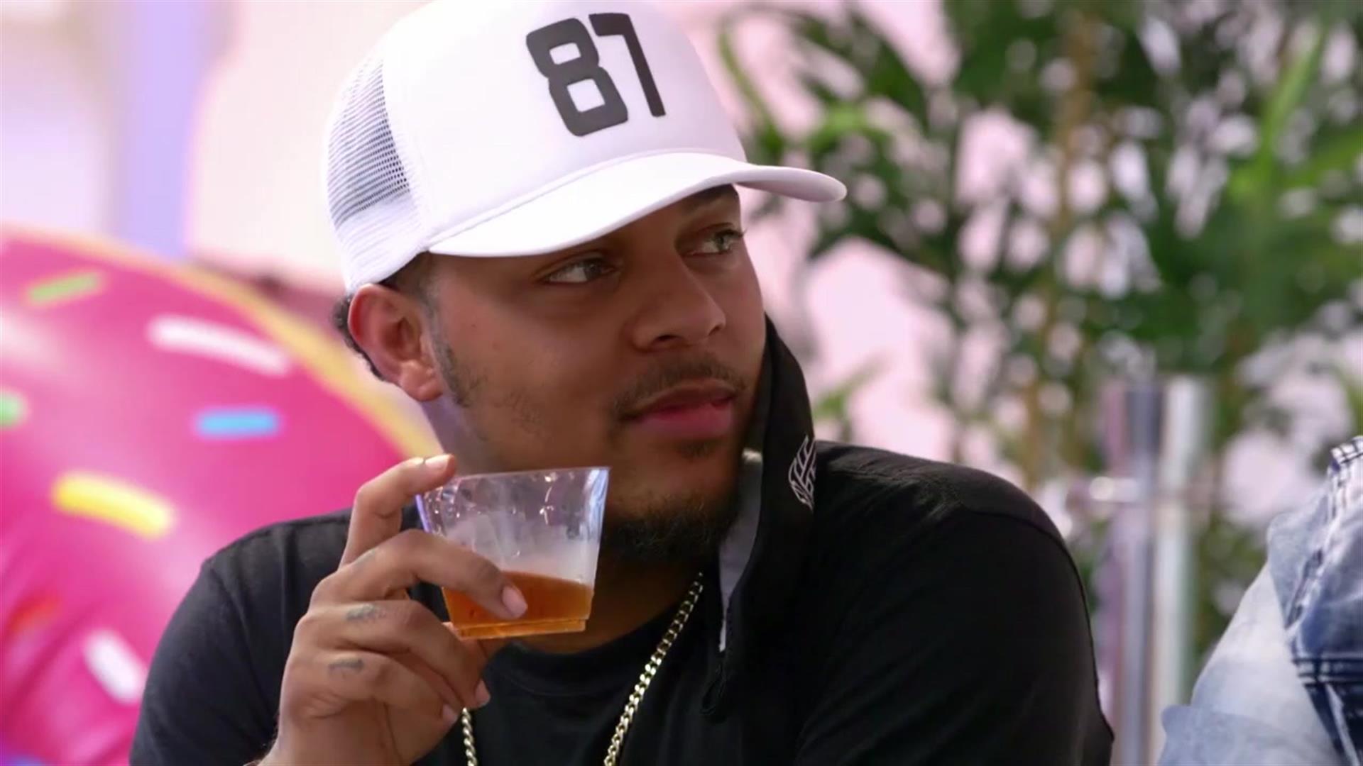 Watch Bow Can't Get Enough of the Ladies! | Growing Up Hip Hop: Atlanta Video Extras