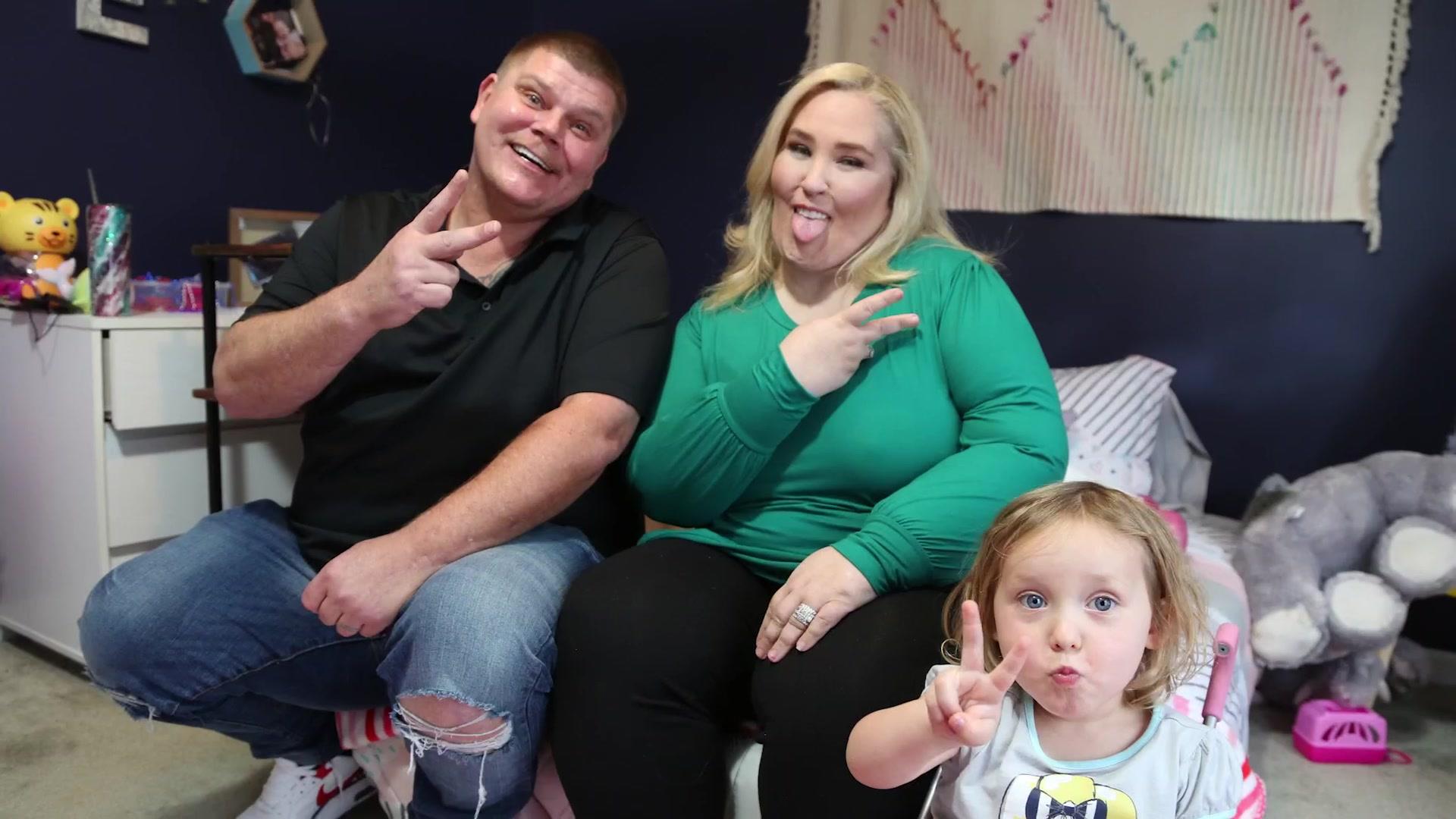Watch June's Road to Redemption! | Mama June: From Not to Hot Video Extras