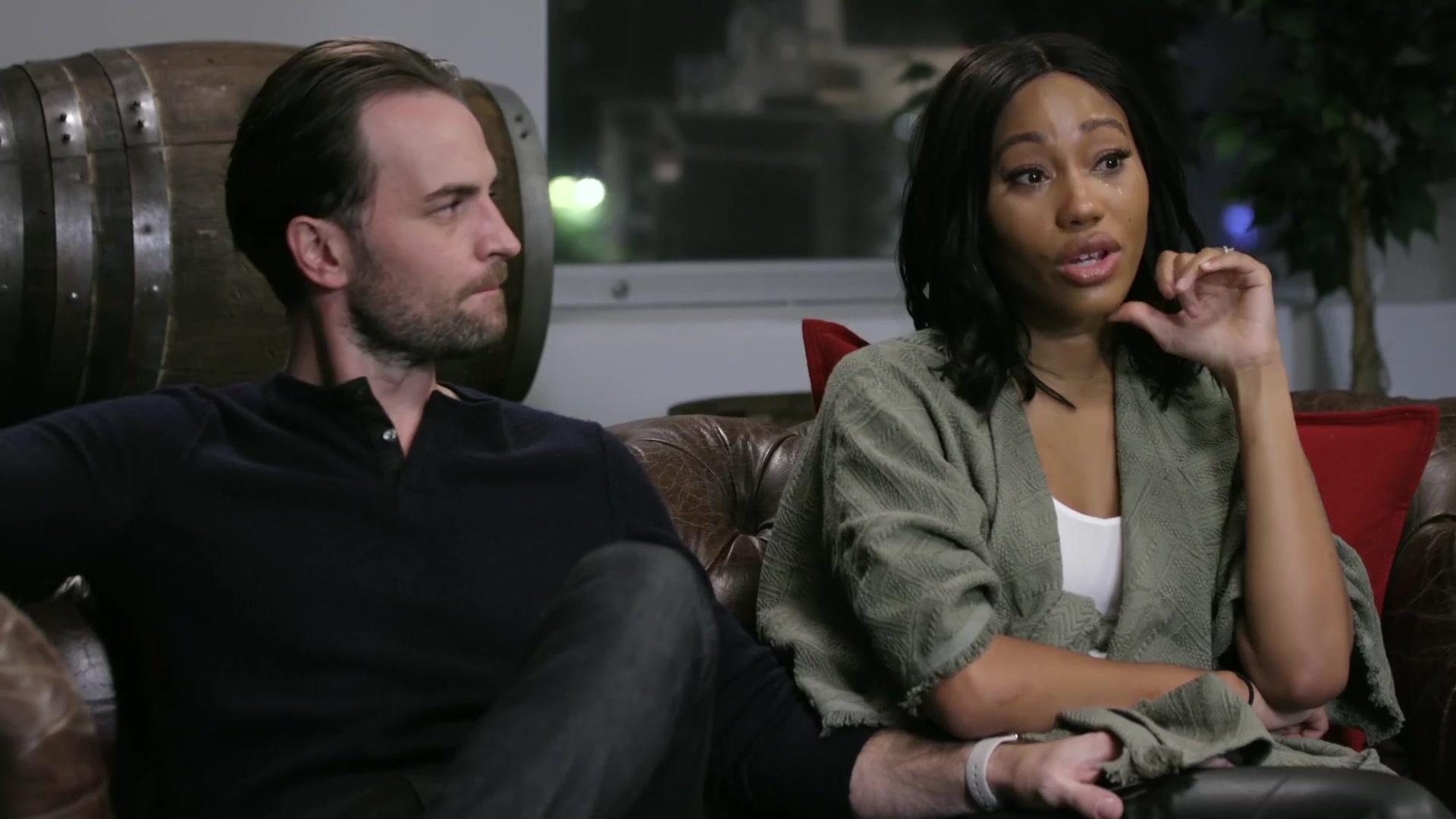 Watch Tee Tee & Shawn's Emotional Therapy Session | Growing Up Hip Hop Video Extras