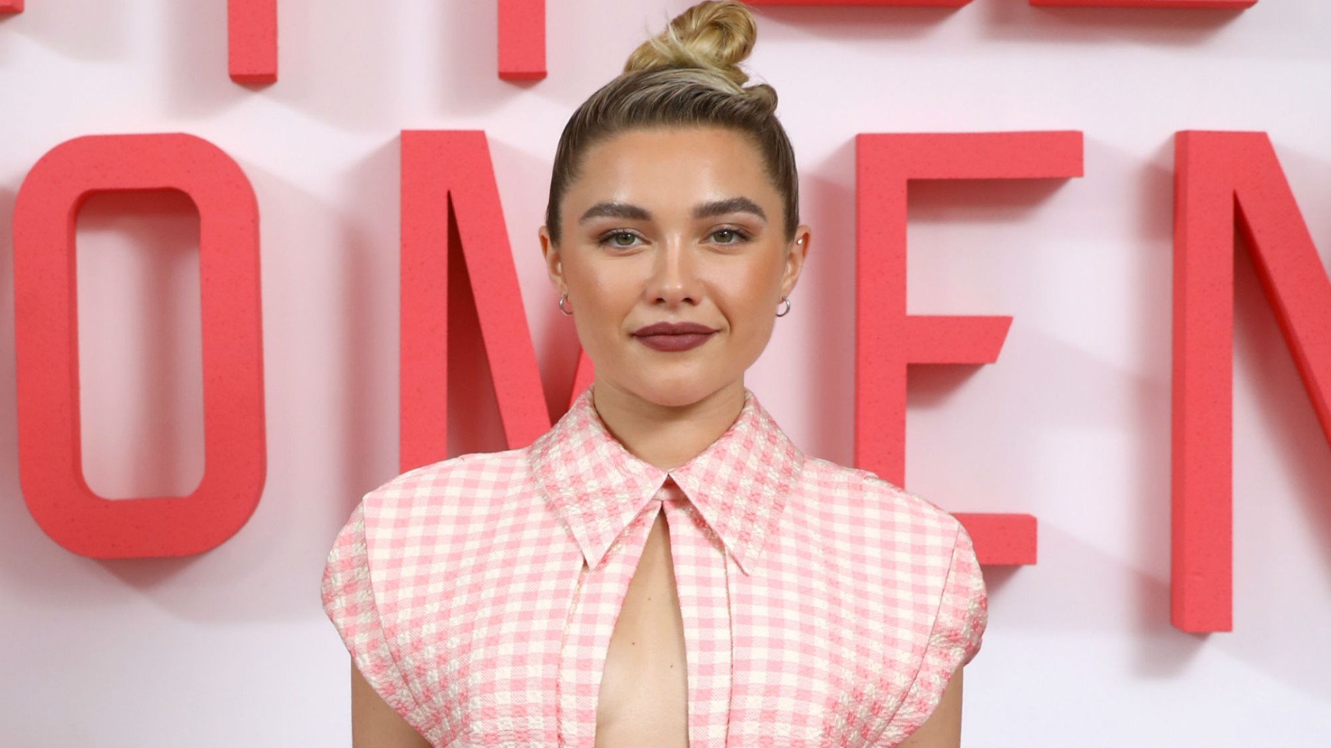 Casting News: Florence Pugh to Play Sentient Robot in Sci-Fi Courtroom Drama 'Dolly'