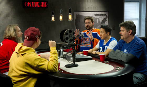 Have a Story For Kevin Smith's Comic Book Men? They May Use It Online in Their Podcast