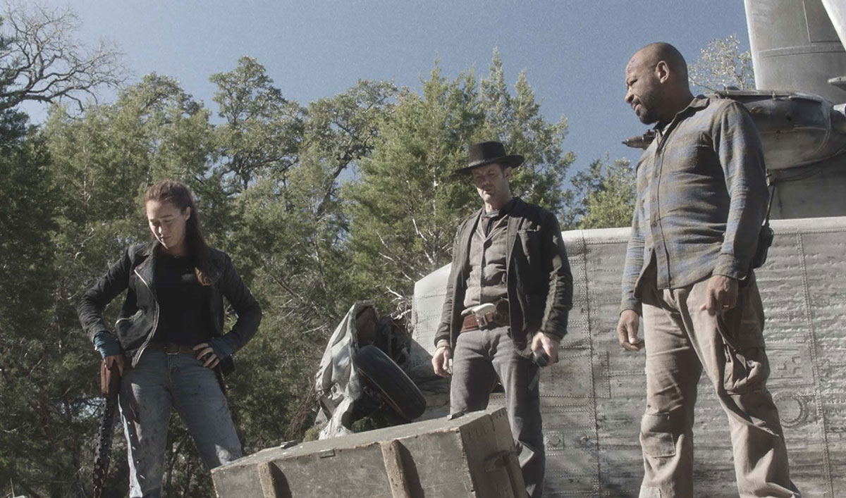 Sneak Peek of Fear the Walking Dead Episode 2: The Group’s Search Party Comes Up Short