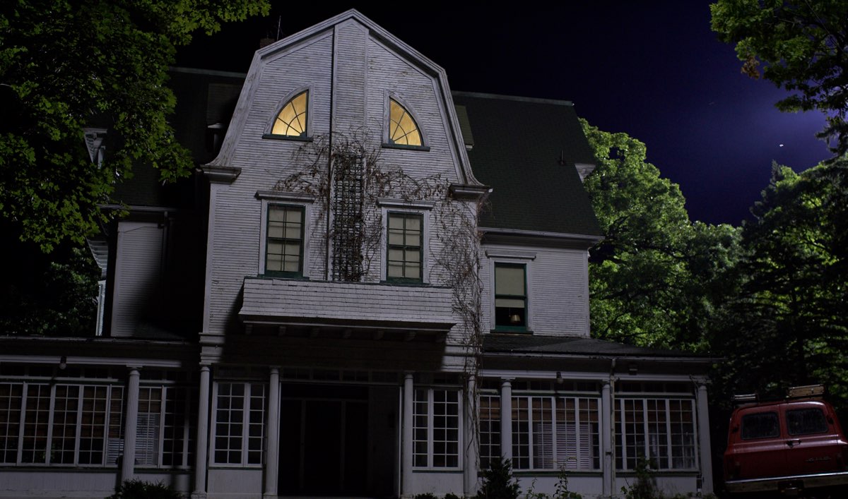Some of America's Most Haunted Towns and the Tales They're Known For
