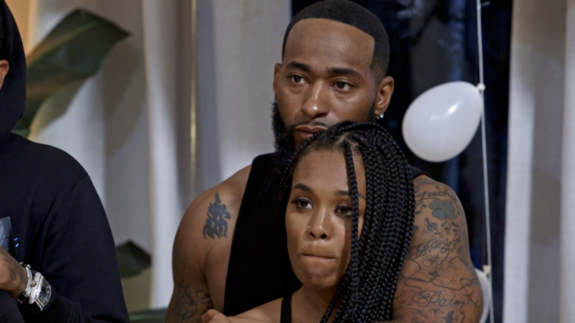 Watch Sneak Peek: Jealousy Strikes a Fight! | Marriage Boot Camp: Hip Hop Edition Video Extras
