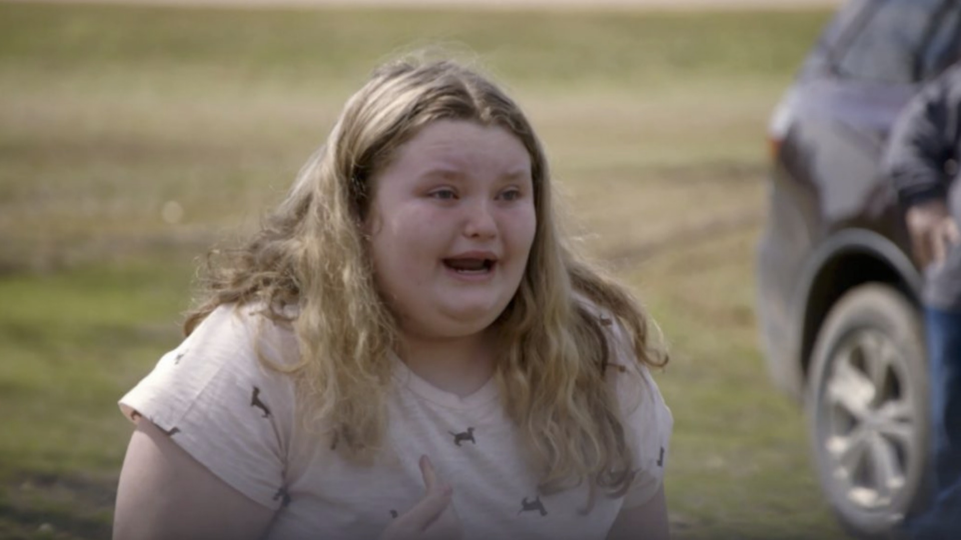 Watch 'Sugar Bear Does Not Want to Be in My Life! | Mama June: From Not to Hot Video Extras