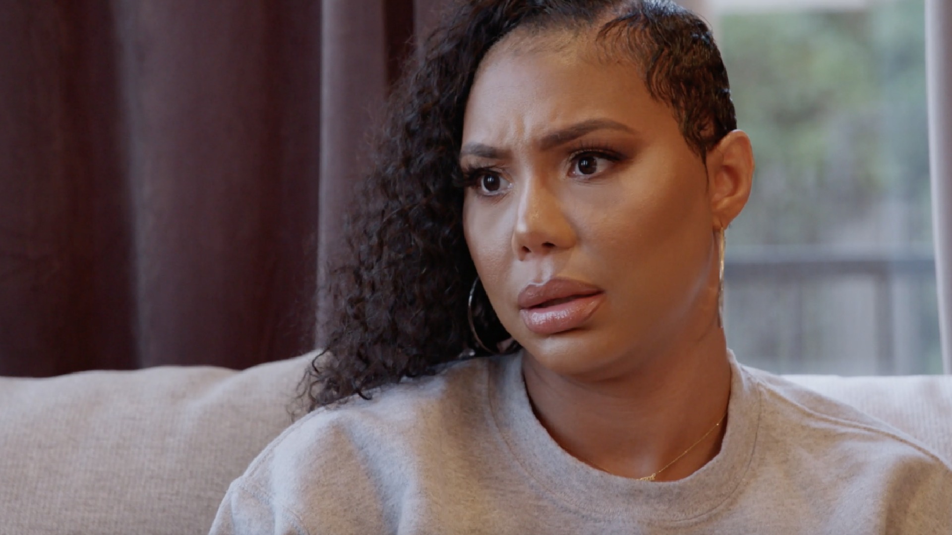 Watch Sneak Peek: Old and New Wounds | Tamar Braxton: Get Ya Life! Video Extras