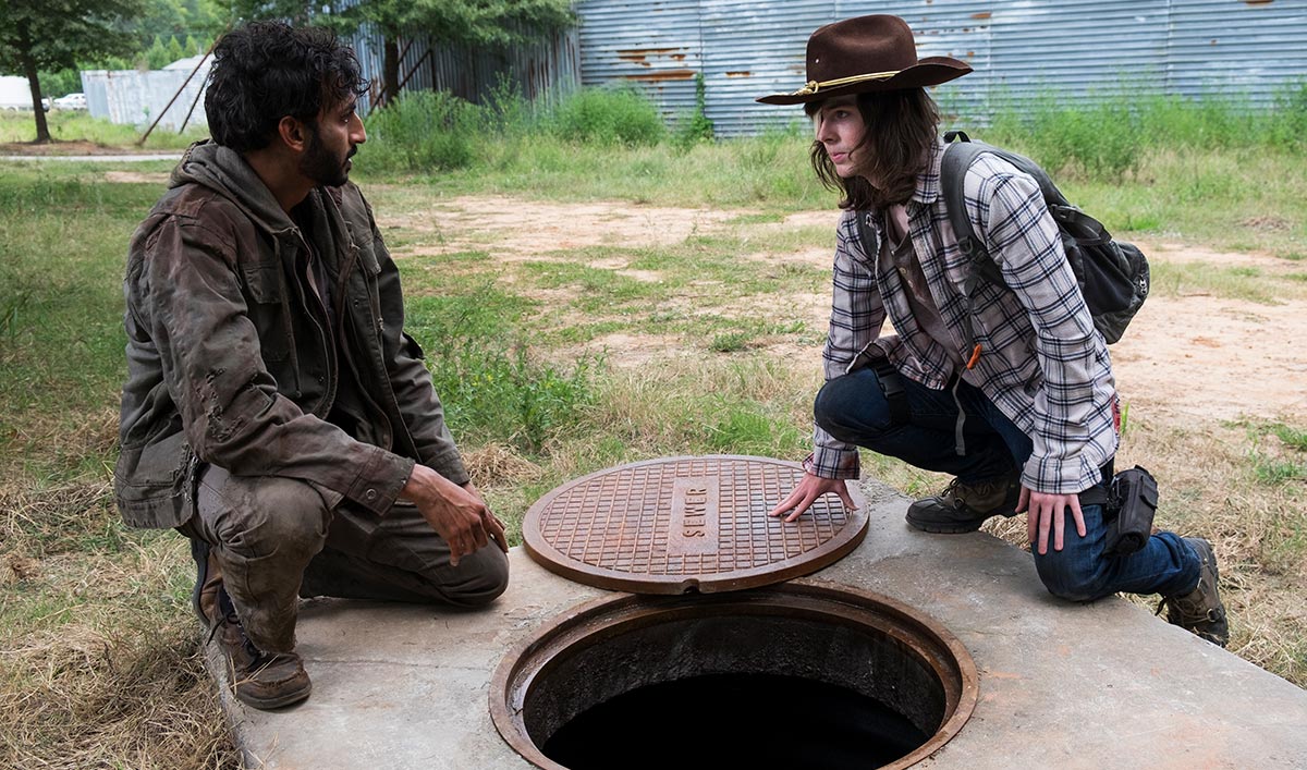 Extras for The Walking Dead Season 8 Mid-Season Premiere