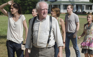 Talking Dead Poll - What's the Best Place to Live During a Zombie Apocalypse?