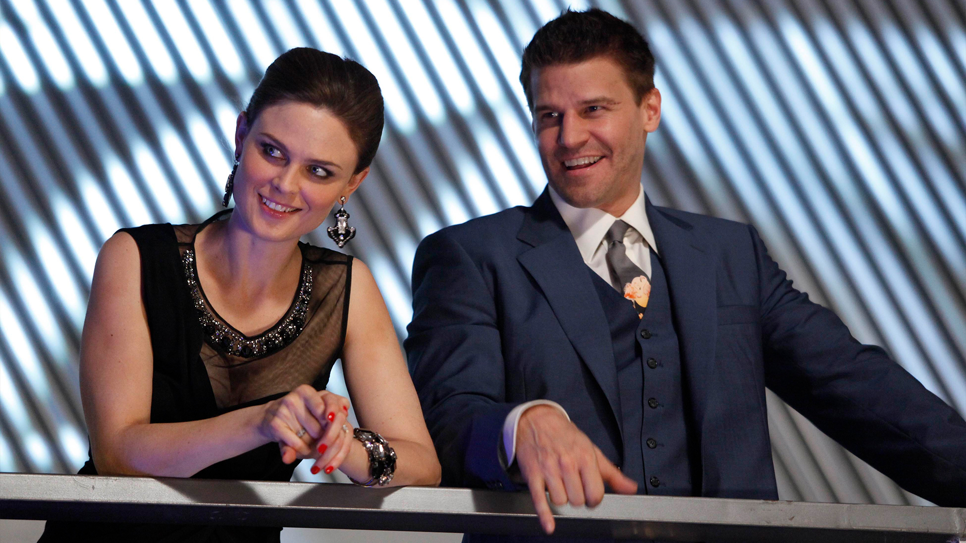 Watch Bones Season Online BBC America   BONES 426 Platform 1920x1080 